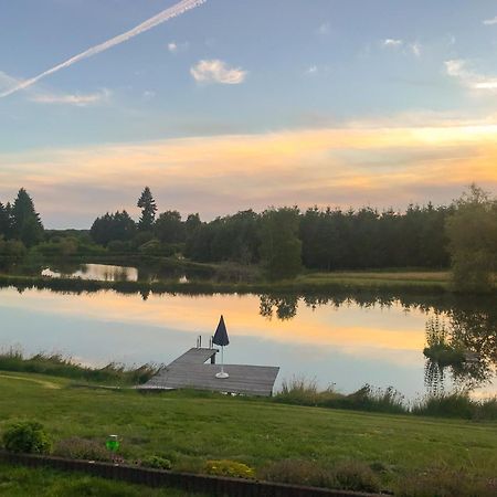 Lieux-Au-Lac Augignac Dış mekan fotoğraf